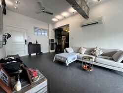 Versailles (D15), Condominium #610446981